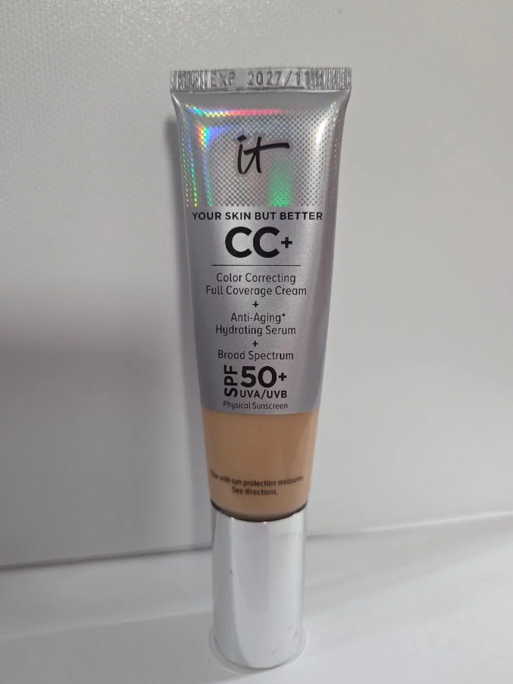 IT Cosmetics CC+ Cream SPF 50+ Light 1.08 oz Full Size Foundation